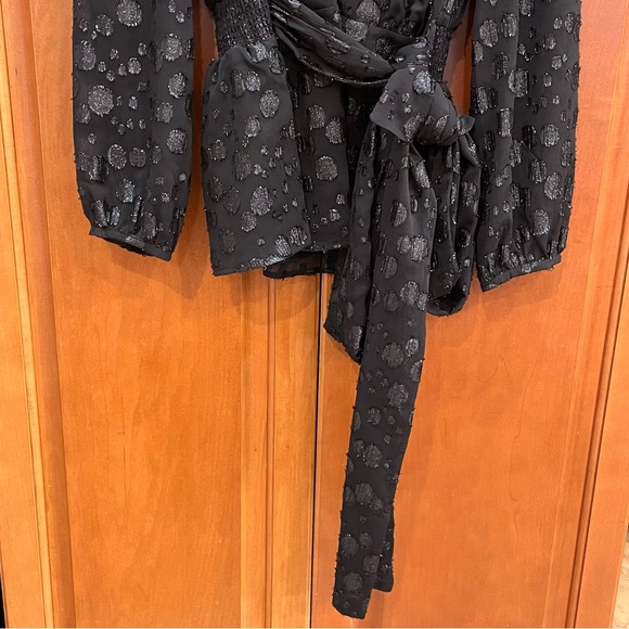 J.Crew Black Tie-Waist Metallic Dot Jacquard Long Sleeve Top NWT - Picture 2 of 12